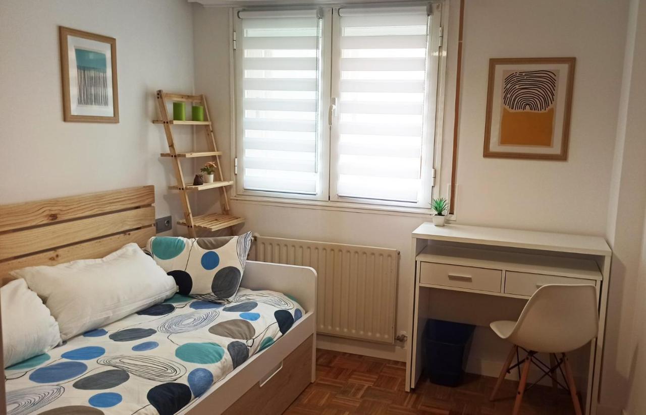 Apartamento En San Sebastian Con Plaza De Parking Gratis Loyola Eksteriør bilde